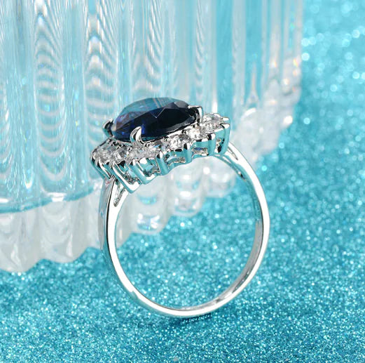 Gold-Plated Egg-Shaped Ring - Simple and Versatile